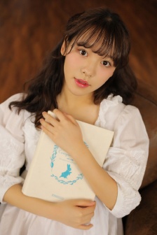 嫁无能浪荡子后，三个未婚夫急了