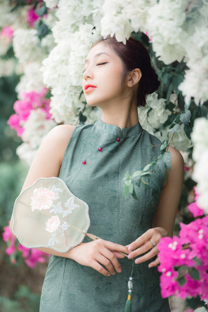 嫡女冷情之凤仪天下